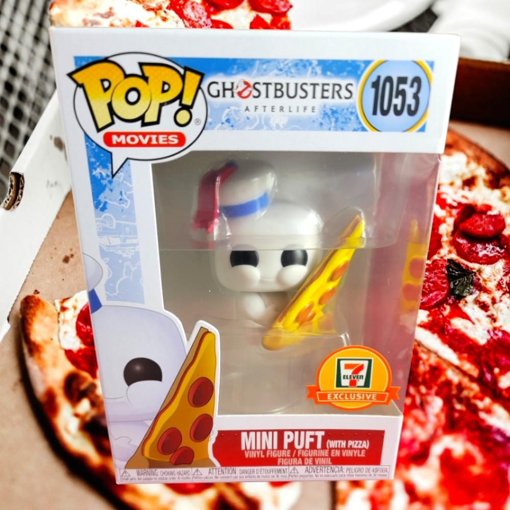Mini puft with pizza 7/11 exclusive funko # 1053 (nib) With pop protector
